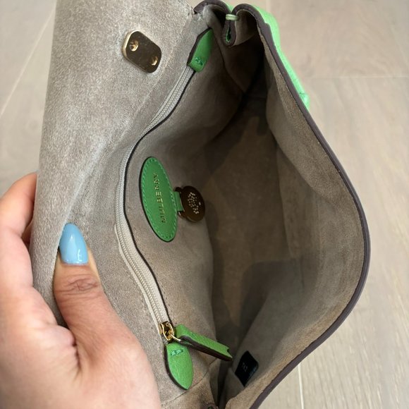 BNWT Mulberry Lily Glossy Goat bag in Grass Green - Picture 7 of 9